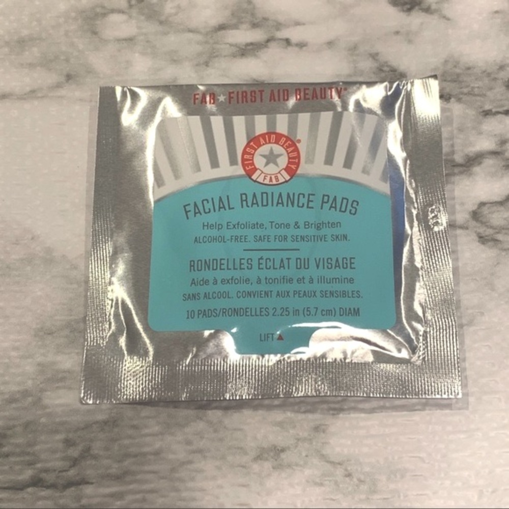 4/$16 First Aid Beauty Facial Radiance Pads